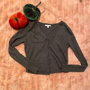Crop bow front CAbi cardigan. Perfect condition